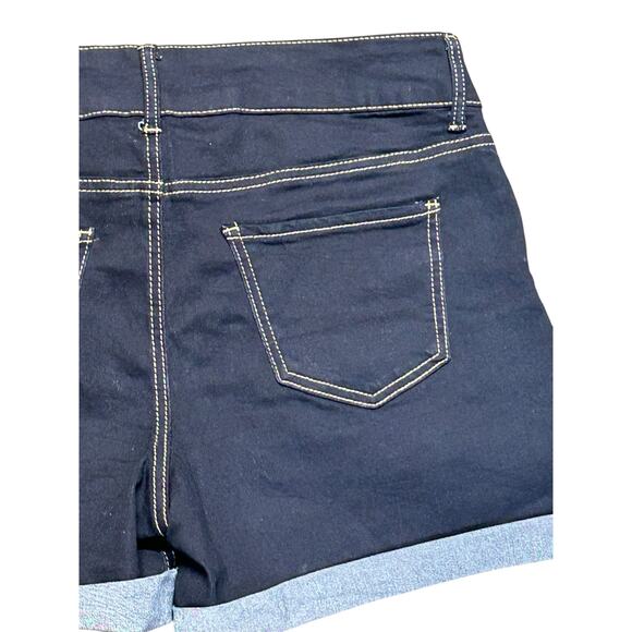 Copperflash Premium Denim Women’s Dark Wash Mid Rise Curvy Shorts‎ Size 10 - Picture 7 of 8